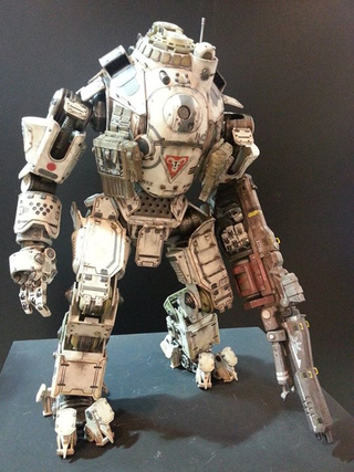 Illustration for article titled Photos Of The New Dead Space And Titanfall Figures